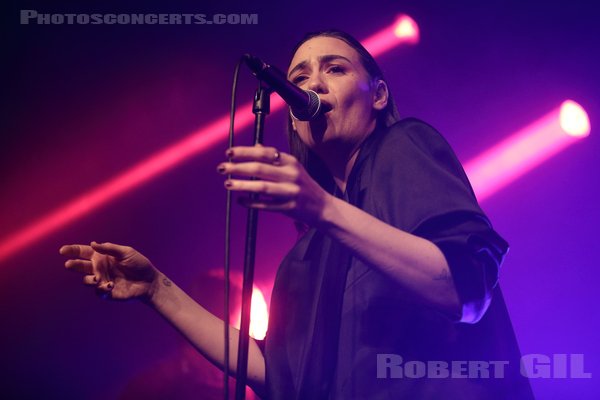 NADINE SHAH - 2024-11-21 - PARIS - Les Etoiles - 